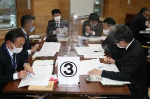 課長8-3