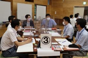 課長1-3