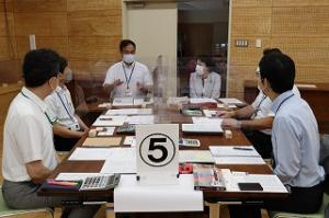 課長1-4