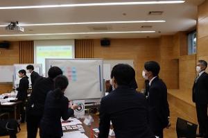 新規採用3-4